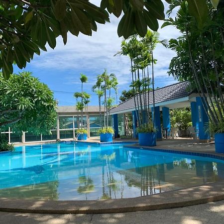 Blue Garden Resort Pattaya Джомтьен Экстерьер фото